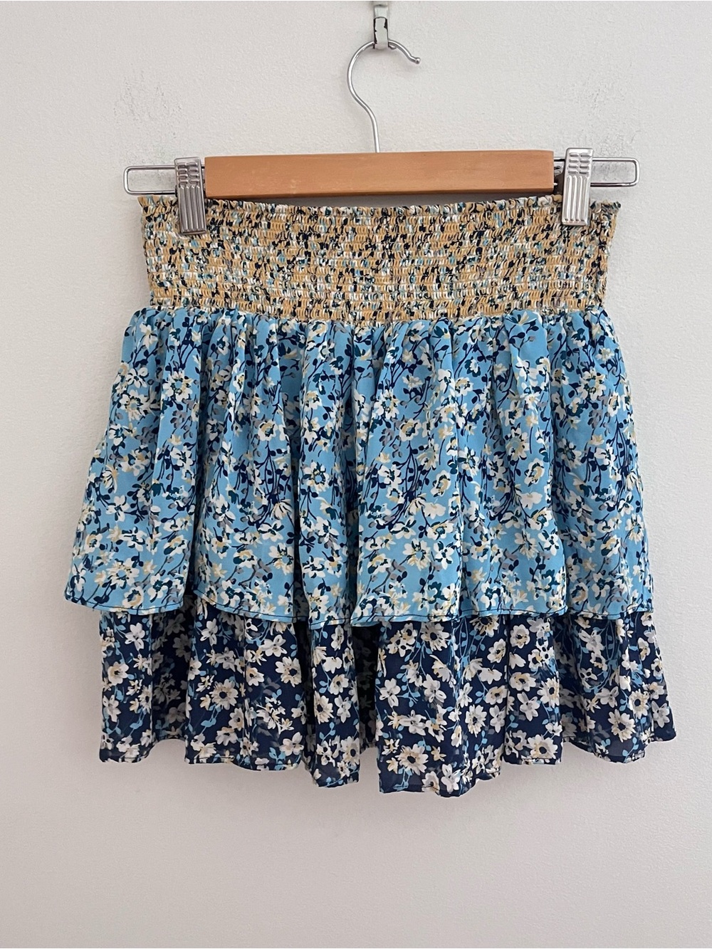 Ramy Brook Floral Tiered Mini Skirt Size Small Silk Short